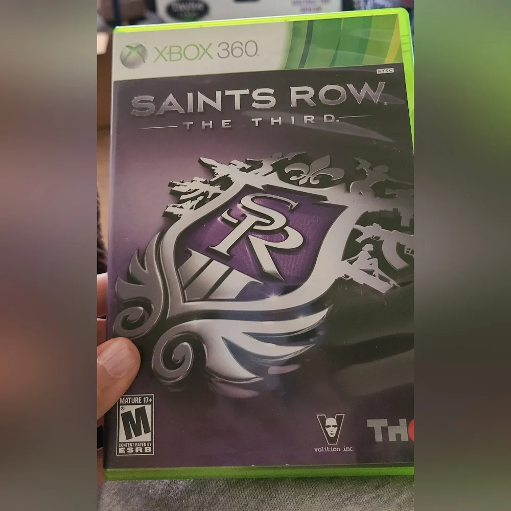 Microsoft Xbox 360 Saints Row The Third - Green and Purple
